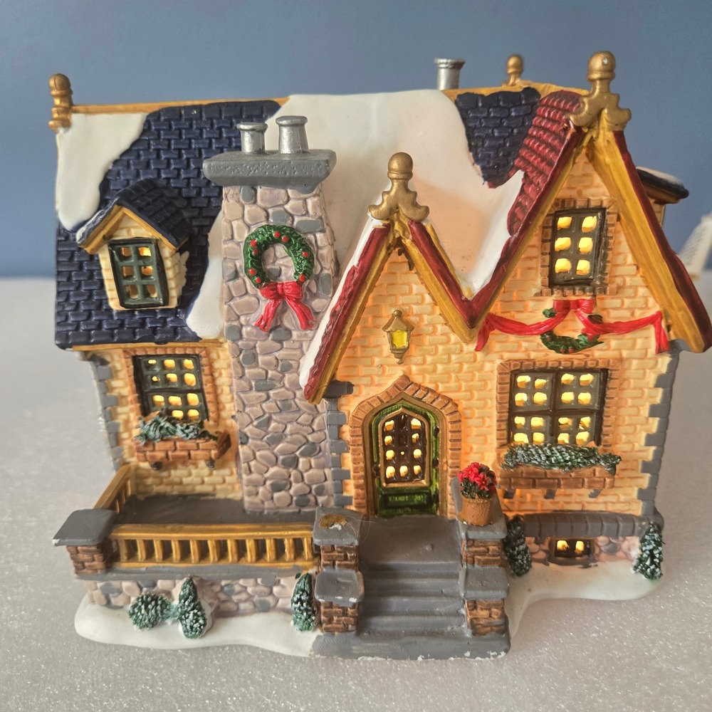 Lemax 2002 Lighted Village House Tudor Style Christmas Decor Porcelain Building